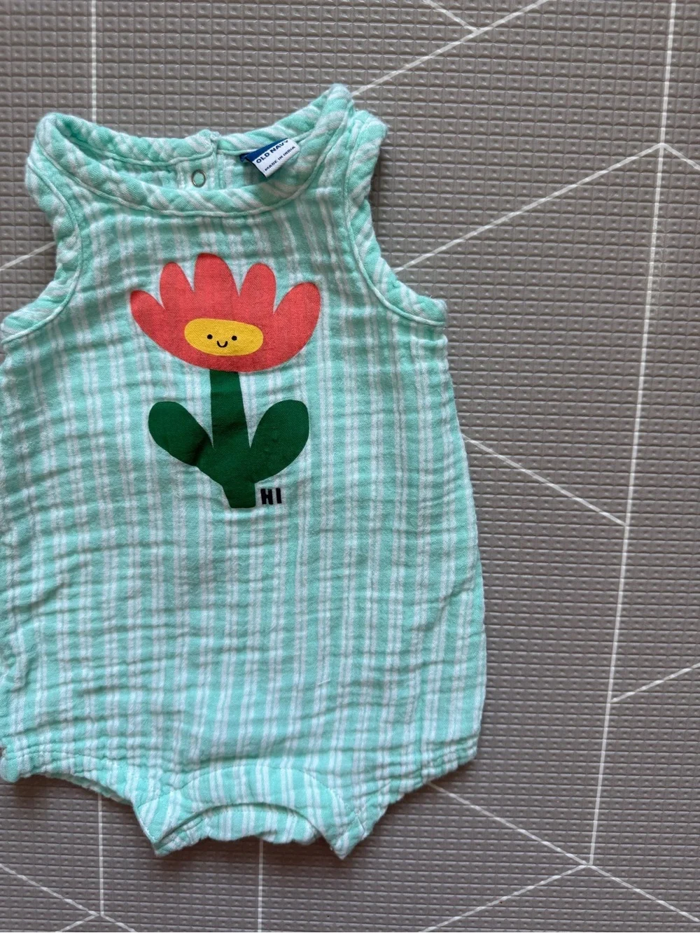 Old Navy|Baby girl teal checkered sleeveless Romper with Smiling Flower/Tulip•••